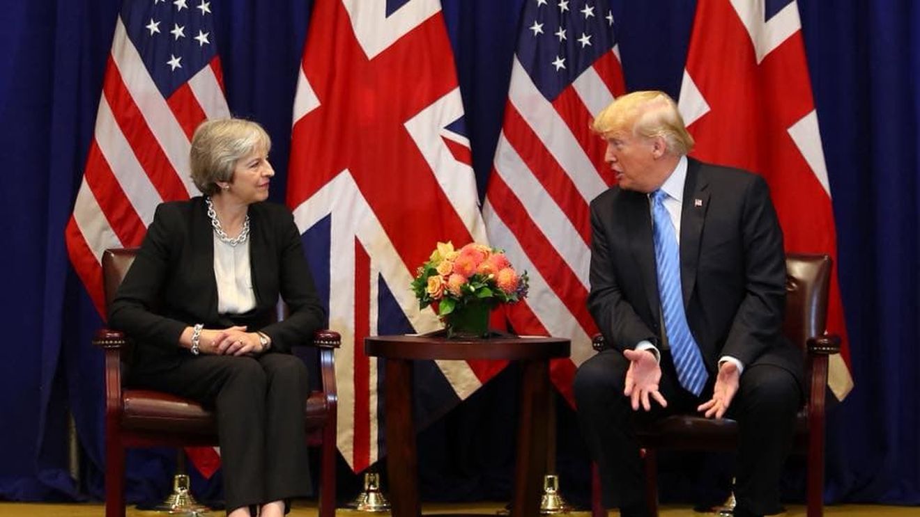 Trump declară că Theresa May a dat-o în bară cu Brexitul lăsând toate cărțile Uniunii Europene