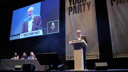 Jeremy Corbyn lansează un nou partid socialist / Tensiuni în rândurile stângii britanice la apariția ”Your Party”