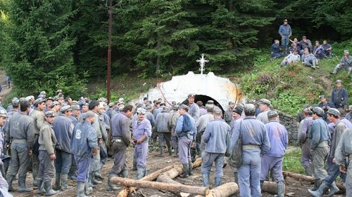 Simion (AUR): Sâmbăta asta în Piaţa Universităţii o să vină şi minerii de la Crucea, şi de la Lupeni, din Oltenia să spună adevărul despre liberalizarea pieței de energie