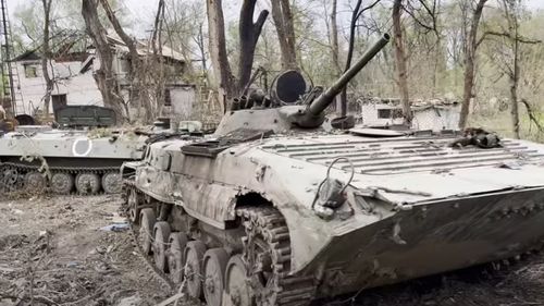 VIDEO Cimitirul de tancuri: Ce a rămas din Brigada 74 a armatei ruse, care a încercat să traverseze râul Severski Doneț