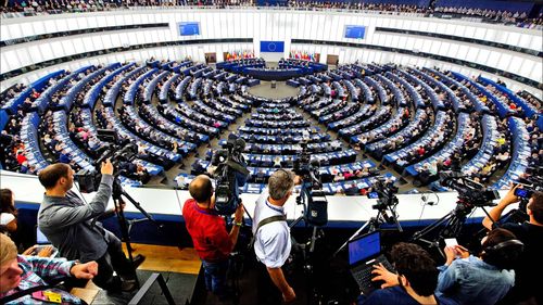 Euractiv: Comisia Europeană înființează în secret un centru de comandă pentru a controla toate comunicațiile cu sau despre SUA