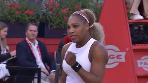 VIDEO: Serena Williams, învinsă la revenirea la Wimbledon: „invizibilă” pentru presă