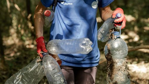 Voluntarii de mediu au colectat zece tone de deşeuri de pe traseul viitoarei Ecorute Dunărene