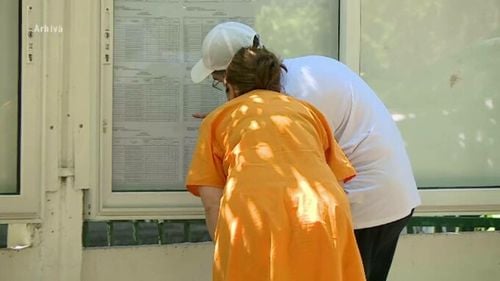 Profesorii nu mai au voie să discute despre performanțele elevilor în fața clasei și în ședințele cu părinții