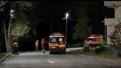Incendiu la Spitalul de Psihiatrie din Craiova: trei cadre medicale au fracturi după ce au sărit pe geam, pacienții nu au fost răniți / Incendiul ar fi fost produs de un pacient