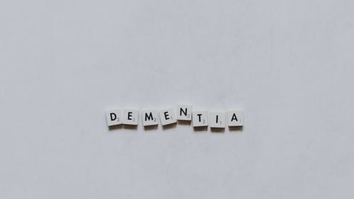 „Demența digitală” ne afectează din ce în ce mai mult. Ti se intampla des sa uiți lucruri simple sau sa sari de la un task la altul?