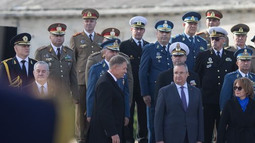 Publicație germană: Democrația este în regres în întreaga lume / Un proces similar poate fi observat și la o cincime din membrii UE, în frunte cu Ungaria și Polonia, urmate de Bulgaria și România / Declinul prezenței la vot și ascensiunea partidelor populiste: alegerile pentru Parlamentul European sunt un test