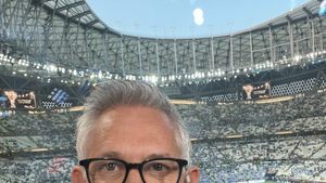 Fostul fotbalist Gary Lineker se va retrage din activitatea de prezentator la BBC, după o dispută pe tema migrației / Lineker prezintă emisiunea Meciul Zilei de peste 20 de ani și este cel mai bine plătit prezentator al BBC