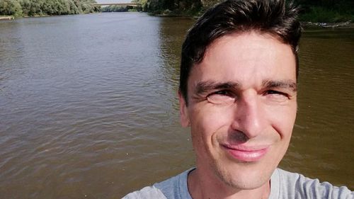 BREAKING Deputatul independent, fost USR, Adrian Dohotaru, anunță că a depus un proiect de lege pentru amânarea alegerilor parlamentare până în martie 2021 / Inițiativa, la câteva ore după ce Ciolacu a spus că PSD ia în calcul să amâne scrutinul