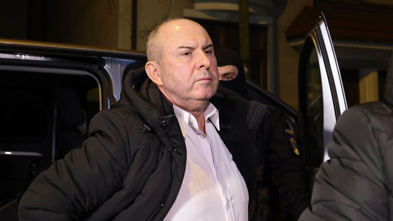 Președintele interimar al României l-a trecut în rezervă pe generalul-locotenent Cătălin Zisu, fostul șef al Comandamentului Logistic Întrunit din MApN / Zisu este acuzat de abuz în serviciu cu consecințe deosebit de grave de către procurorii anticorupție
