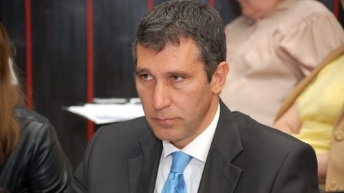 Un condamnat definitiv va gestiona parcările din Focșani / A fost condamnat la 3 ani de închisoare cu suspendare într-un dosar de luare de mită