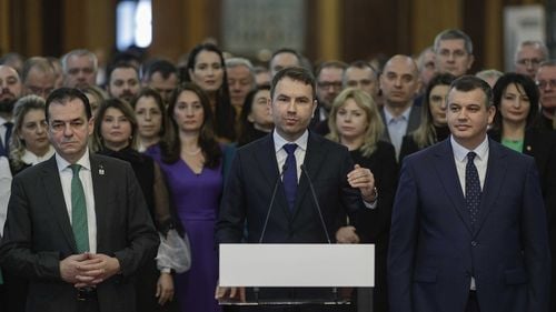 USR, PMP şi Forţa Dreptei îşi lansează duminică lista comună pentru alegerile europarlamentare şi programul electoral