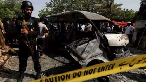 Un mort şi patru răniţi într-un atentat sinucigaş comis de o femeie în sud-vestul Pakistanului