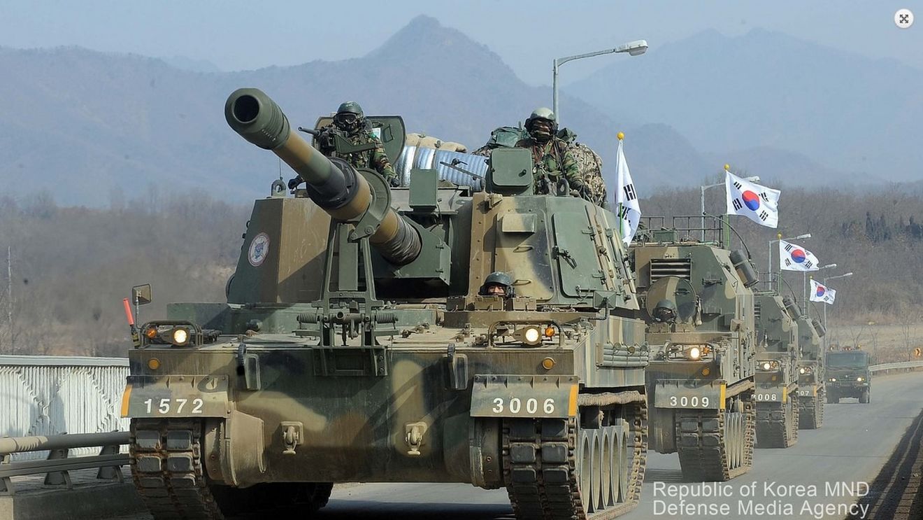 Compania sud-coreeană Hanwha, de așteptat să semneze un contract pentru obuziere K9, în valoare de 751 de milioane de dolari, cu România / Ar fi primul contract cu Bucureștiul și al șaselea încheiat în Europa