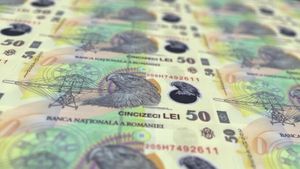 Cazul contabilei de la MAE care plătea salarii fictive nu ar fi singular. Surse vorbesc și despre bani pentru amante