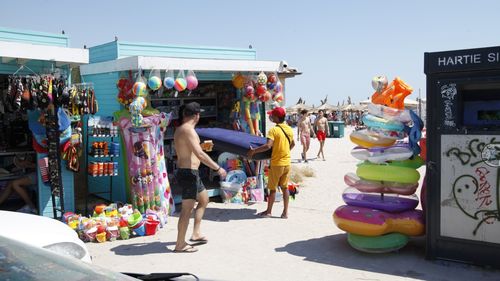 Curtea de Conturi: O parte importantă din activitatea comercială de pe litoral, realizată cu ocuparea abuzivă a domeniului public în 2021 / Gaură în bugetele localităților de aproximativ 20 de milioane de lei