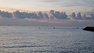 Sute de pete de petrol şi combustibili detectate în ultimii patru ani în Marea Neagră / Suprafața totală, de 5,5 ori mai mare decât a Bucureștiului