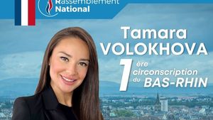 Alegeri legislative anticipate Franța: Tamara Volohova, consiliera ruso-franceză a președintelui partidului Reunirea Națională (RN, dreapta populistă) și candidat la prim-ministru, Jordan Bardella, îl pune într-o situație dificilă