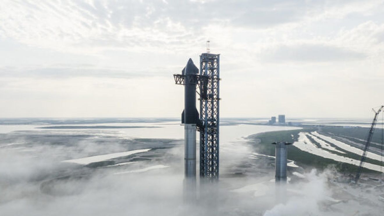 Întârzierile acumulate în dezvoltarea rachetei Starship a companiei SpaceX periclitează calendarul prevăzut de NASA pentru aselenizare