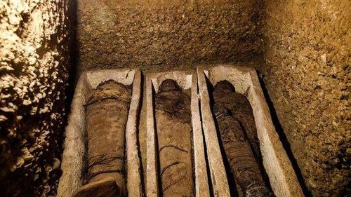 Un studiu dezvăluie că mumiile egiptene aveau un miros "lemnos", "picant" şi "dulce"