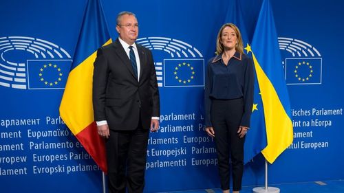 Președinta Parlamentului European, Roberta Metsola, după întâlnirea cu premierul Ciucă: Nu ar trebui să se mai piardă timp. Locul României este în Schengen