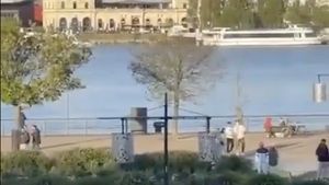 Atac cu cuțitul la Bordeaux: un mort și un rănit, agresorul a fost ucis de poliție
