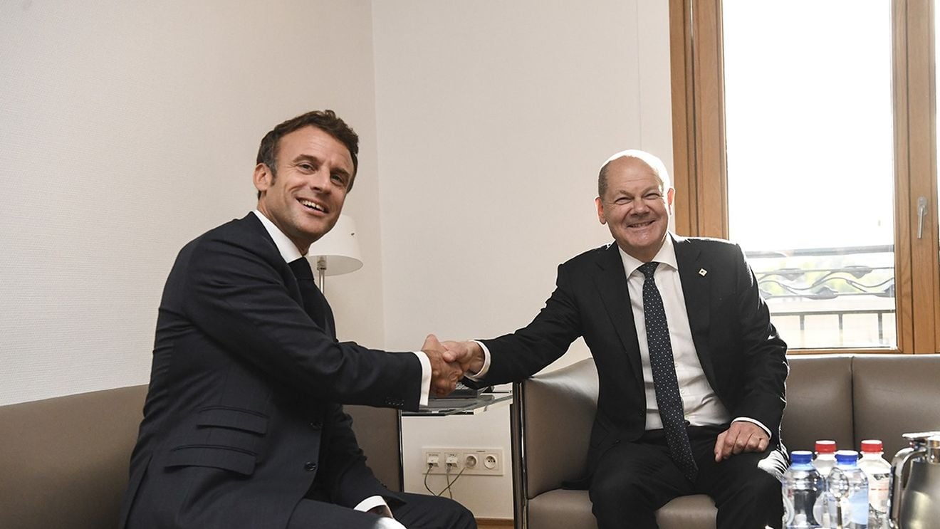 Macron îl primeşte pe Scholz la Élysée, la un prânz de adio