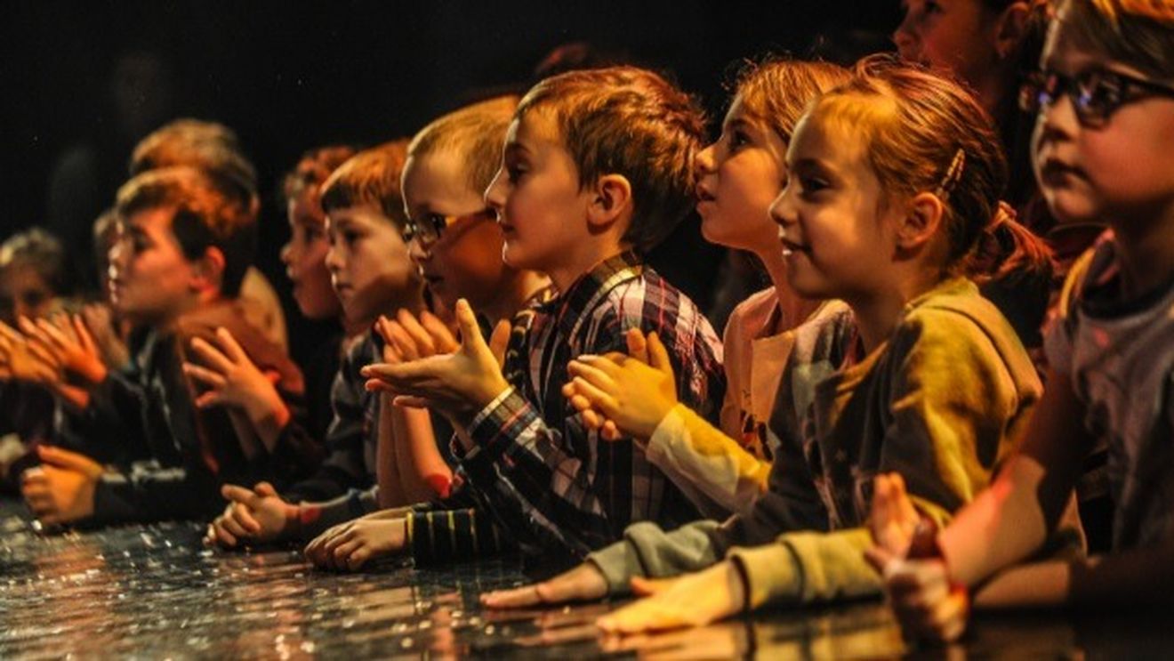 VIDEO Spectacole de teatru transmise online gratuit de Teatrul Țăndărică, Gong, Excelsior, “Ion Creangă”, de Ziua internațională a copilului / Plus: Se redeschide Muzeul Antipa