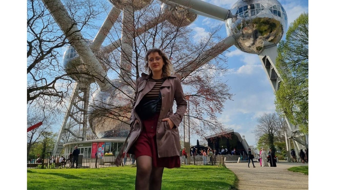 VIDEO Student Erasmus în Bruxelles / Experiența Irinei: avantajele cursurilor în limbi diferite, diversitatea specialiștilor cu care pot interacționa studenții