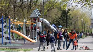 Un adolescent de 15 ani a fost înjunghiat în picior de un coleg, într-un parc din Brăila