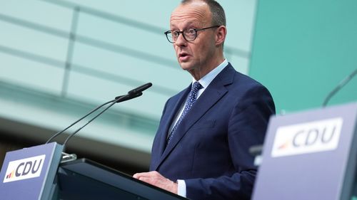 Germania se află acum în fruntea mișcării antiimigrație din Europa / Noua linie dură a cancelarului Merz promite să accelereze orientarea spre dreapta a UE în ceea ce privește migrația