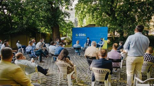 Guvernul se pregătește să adopte noi reguli de campanie electorală în starea de alertă: Evenimente în spațiu închis cu maxim 20 de persoane/ maxim 50 în spațiu deschis/ deplasări în grupuri de maxim 6 persoane