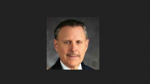 Donald Trump l-a nominalizat ambasador în Emiratele Arabe Unite pe John Rakolta Jr., acţionar la Mefin Sinaia şi apropiat al lui Mircea Geoană