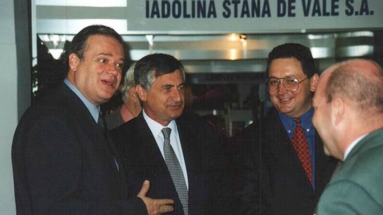 A murit Dan Matei Agathon, fost ministru al Turismului / Alin Burcea, prim-vicepreședintele ANAT: „Îl consider Unicul Ministru din ultimii 33 de ani” / Aghaton a fost inițiatorul controversatului proiect „Dracula Park”