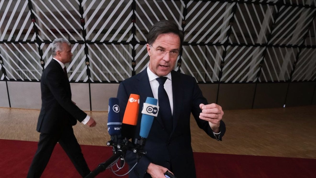 Secretarul general al NATO: Doar Ucraina poate decide când să înceapă discuțiile cu Rusia