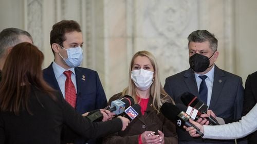 Propunere legislativă: Ajutorul judiciar pentru persoanele cu venituri mici să fie dat în valoare procentuală din salariul minim, nu sumă fixă ca în prezent