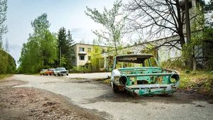 Mituri despre Cernobîl. Se împlinesc 35 de ani de la dezastrul nuclear de la Cernobîl. Deși evenimentele petrecute în Ucraina pe 26 aprilie 1986 nu mai sunt de multă vreme un secret, Cernobîlul continuă să rămână învăluit în mituri