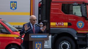O femeie care a suferit un stop cardiac la Praid, resuscitată de Raed Arafat şi un medic aflat în timpul liber / Pacienta, preluată de un elicopter