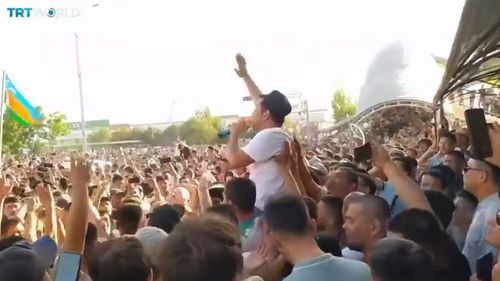 Uzbekistanul declară stare de urgenţă într-o republică autonomă în care au fost organizate proteste