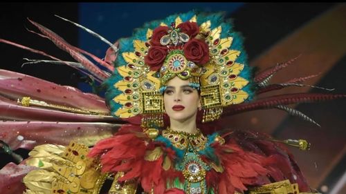 Candidata mexicană, încoronată Miss Univers 2025, după criticile unui prezentator, care a făcut-o „proastă”