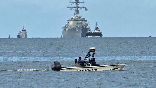 O navă de război americană a sosit pentru exerciţii în Trinidad-Tobago, foarte aproape de Venezuela / În total, Washingtonul a trimis şapte nave de război în Caraibe şi una în Golful Mexic