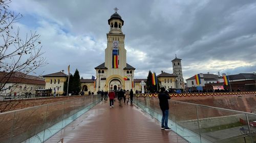 Clopotele bisericilor vor bate de 106 ori, în județul Alba / Ceremonie în memoria celor care au participat la Marea Unire