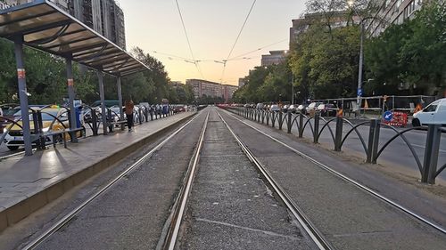 Lucrări la liniile de tramvai în nordul Capitalei, începând de luni, 27 aprilie. Intervenții pe Bucureștii Noi, Gloriei și Piatra Morii, cu modificări în transportul public