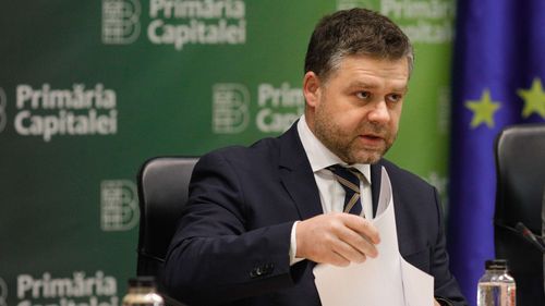 Ciprian Ciucu obține votul Consiliului General pentru consolidarea clădirilor cu risc seismic, combaterea graffiti-ului și noul regulament de ridicare a mașinilor. Primarul general: „Ne-a ajuns cuțitul la os” / „Dacă nu luăm în acest scurt mandat niște decizii, ne va lua dracu' pe toți”