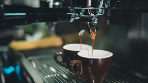 Cele mai bune espressoare sub 3000 de lei pentru cafeaua de zi cu zi