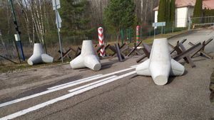 FOTO Polonia a început să instaleze bariere antitanc la graniţele cu Belarus şi Rusia/ Ministrul polonez al Apărării: "Face parte din strategia noastră de apărare și descurajare"