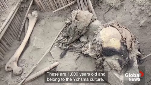 VIDEO Arheologi peruani au descoperit mumii ale unor copii, cu o vechime de cel puțin 1.000 de ani, în capitala Lima