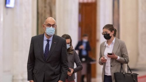 SURSE UDMR cere la negocierile cu PNL două ministere în plus: cultura și agricultura / Kelemen Hunor: Nu am cerut deocamdată nici un minister/ Calendarul discuțiilor pentru formarea noului guvern