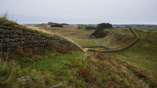 Schimbările climatice ameninţă vestigiile îngropate lângă Zidul lui Hadrian, celebra graniţă între Scoţia şi Anglia