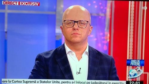 Dacian Cioloș anunță că USR depune sesizări la CNA pentru emisiuni de la Antena 3 și RTV. E vizată și emisiunea în care Adrian Ursu a acuzat consiliera USR agresată că ”a generat” reacția violentă a altor consilieri din Mogoșoaia